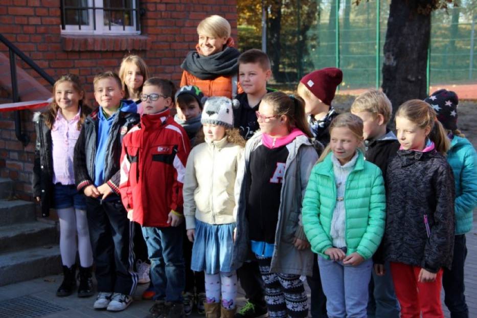 Szkoła Podstawowa Nr 5 W Tczewie Szkoła Podstawowa nr 5 w Tczewie: sala gimnastyczna otwarta po remoncie