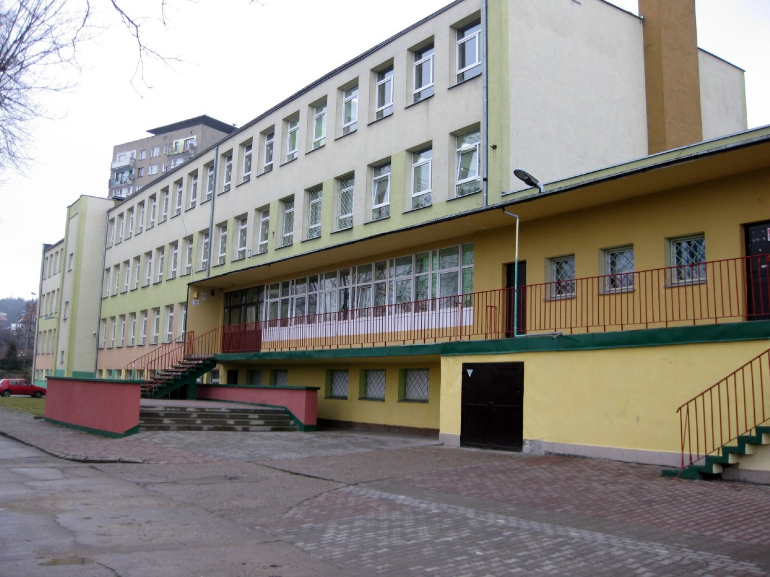 Publiczna Szkoła Podstawowa Nr 2 im. Orła Białego w Wałbrzychu