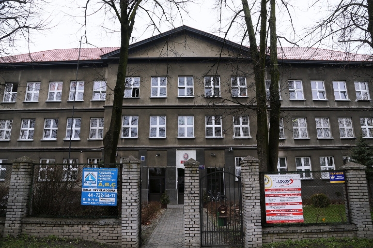 Iii Liceum Ogólnokształcące Im Juliusza Słowackiego III Liceum Ogólnokształcące im. Juliusza Słowackiego w Piotrkowie