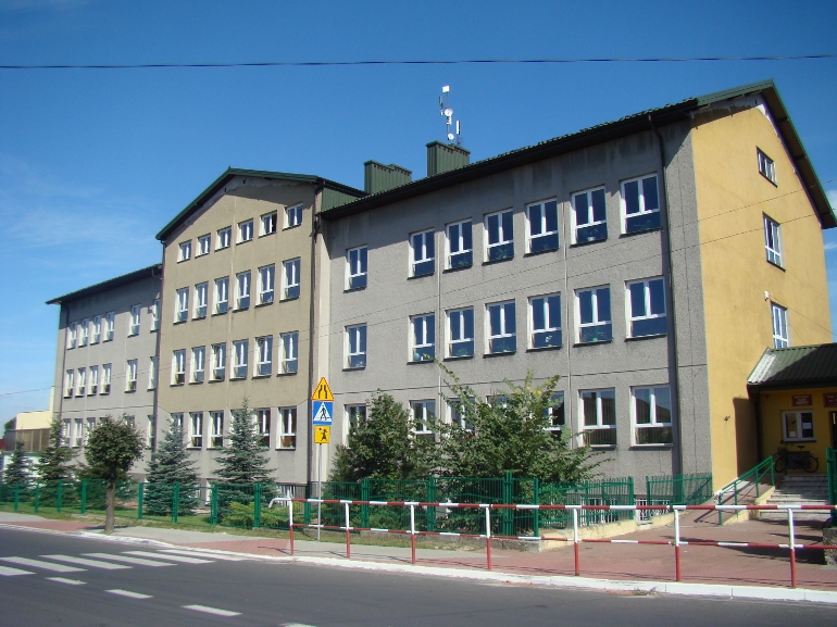 Szkoła Podstawowa Nr 37 Im H Sienkiewicza Szkoła Podstawowa im. H. Sienkiewicza w Gorzkowicach - Najfajniejsza