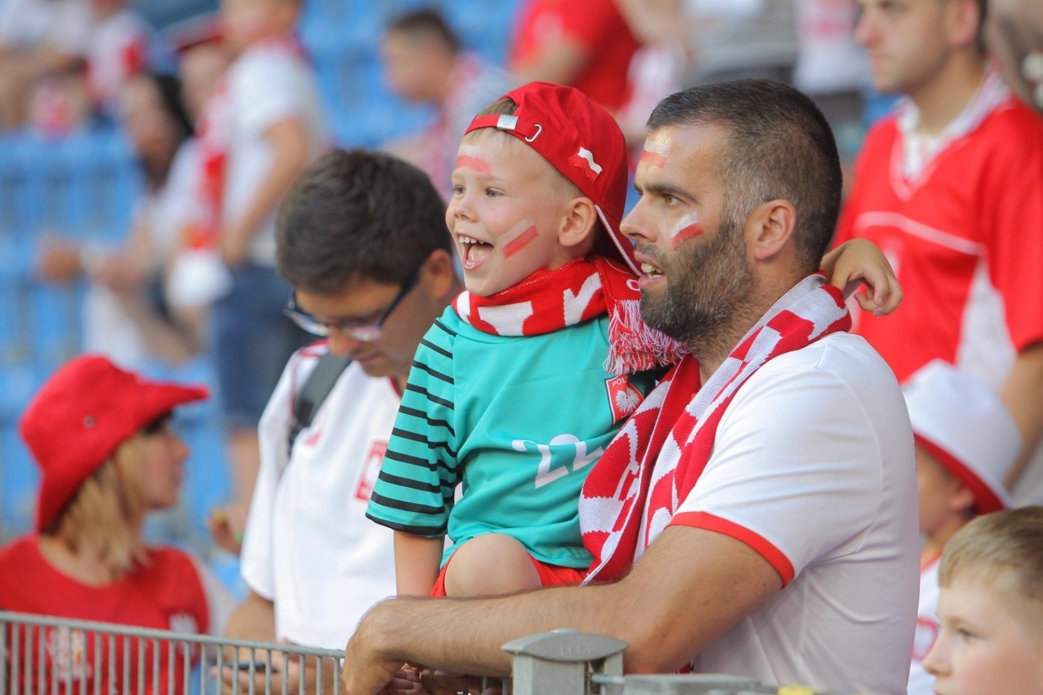 ---->przejdź do następnego zdjęcia--->