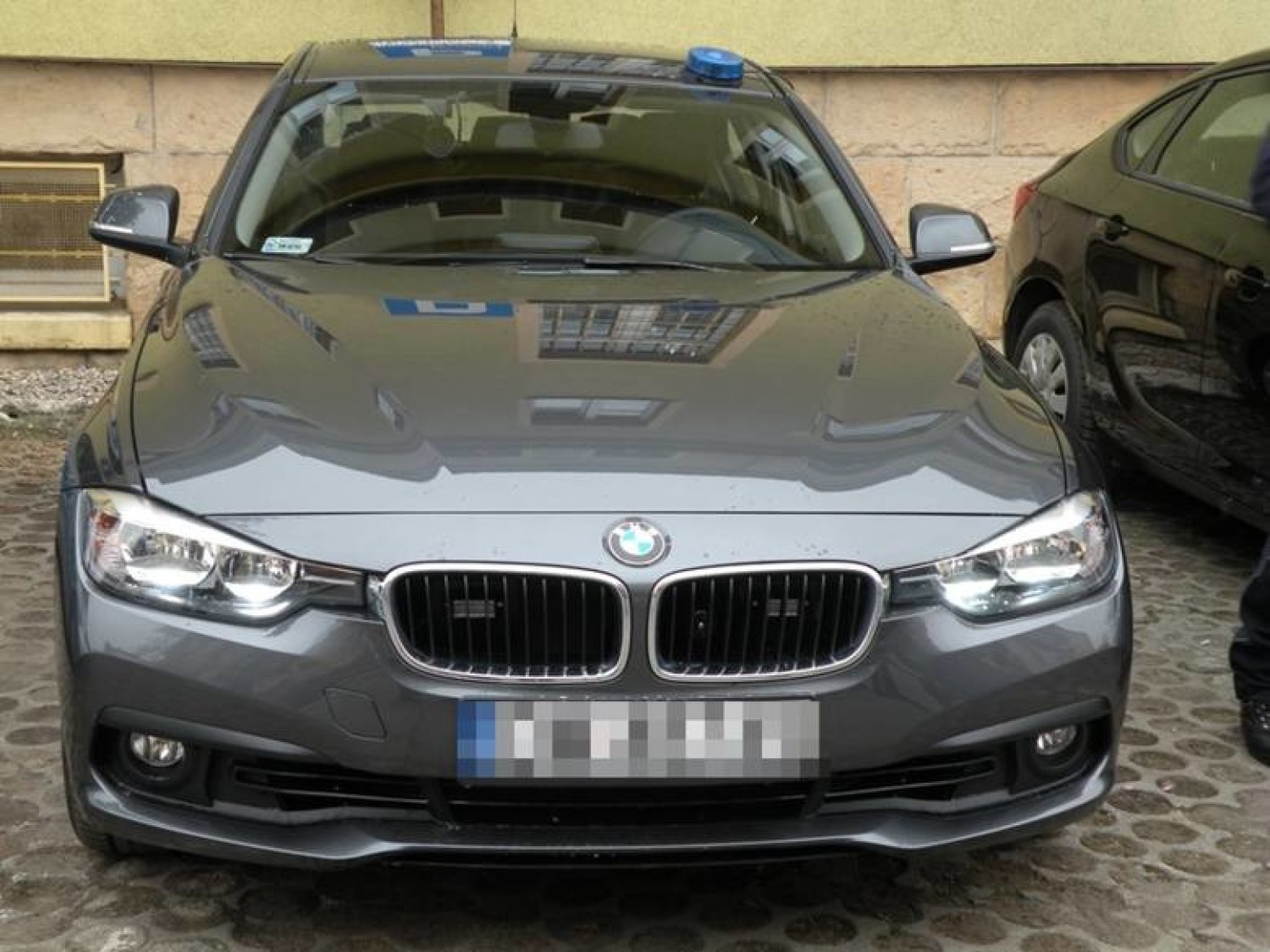 Policyjne BMW 330i jest już w Lublinie