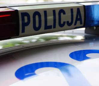 Policja w Kaliszu zatrzymała 20-letniego złodzieja. Okradł kuriera