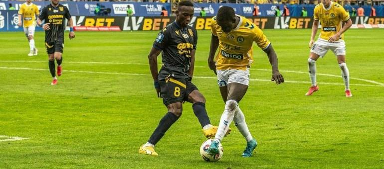 Legia Warszawa - Arka Gdynia NA ŻYWO 3.08.2025 r. Gdzie oglądać transmisję w TV i stream? Wynik meczu, online, relacja