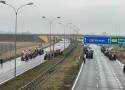 Protest rolniczy w powiecie poddębickim. Autostrada A2 zablokowana na dwa dni FOTO