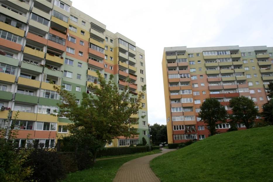 Bloki z prefabrykatów stawiano w wielu polskich miastach