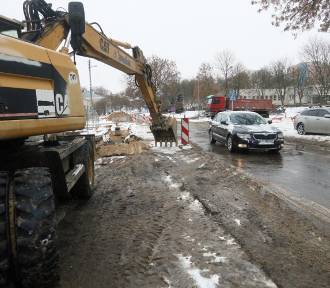 55 milionów dla gmin z Łódzkiego na remonty dróg. Zobaczcie listę inwestcyji  