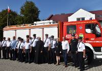 Strażacy z OSP w Siennicy Nadolnej otrzymali  ciężki samochód bojowy 
