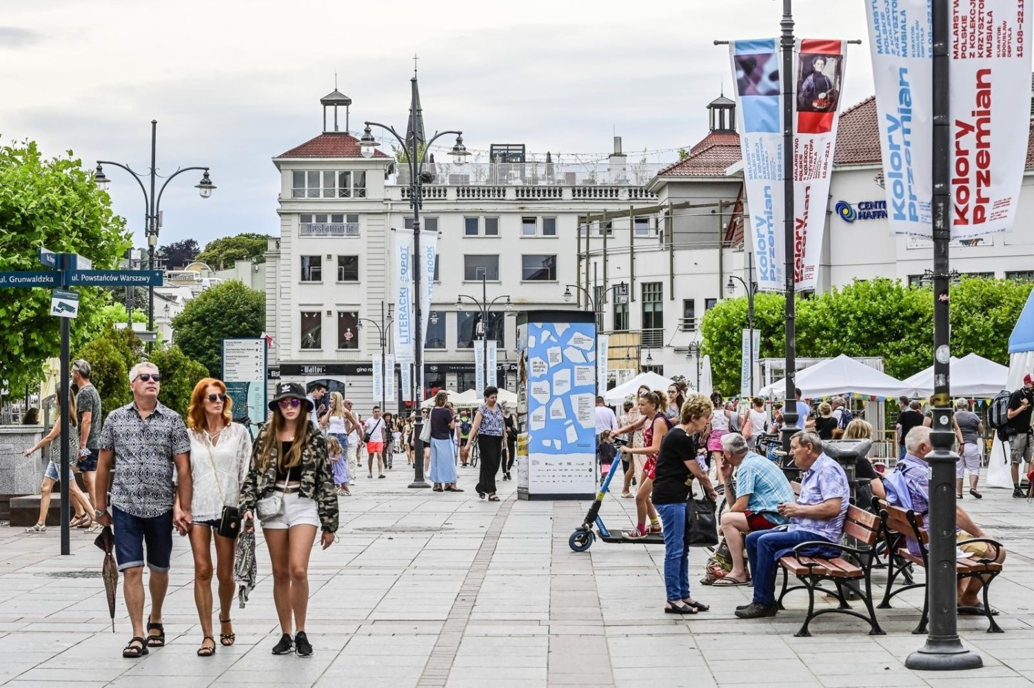 Pracownicy ze stażem pracy powyżej 10 lat korzystają z 26 dni urlopu
