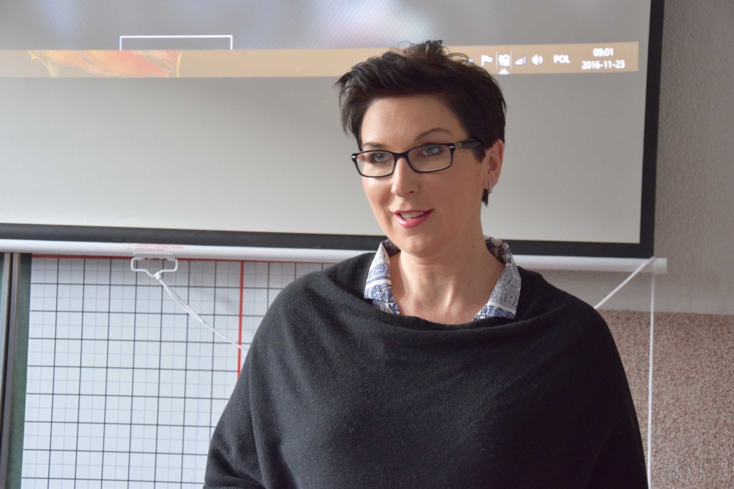 Katarzyna Osos prowadzi zajęcia