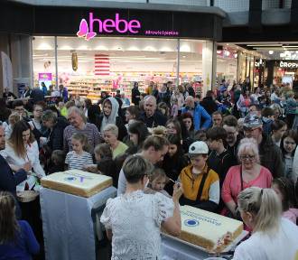 W Bełchatowie świętowano pierwsze urodziny galerii handlowej Bawełnianka, ZDJĘCIA