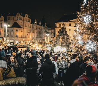 Jarmarki bożonarodzeniowe w Czechach po prostu zachwycają! Sprawdź ceny i ZDJĘCIA