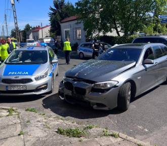 Pościg policyjny w Sosnowcu za pijanym kierowcą, zakończył się kolizją w Dąbrowie 