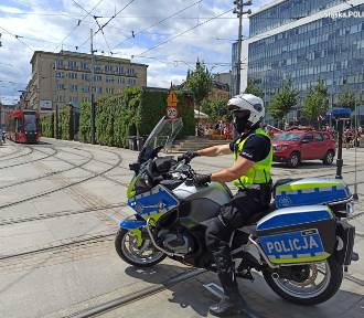 Super motocykle dla policjantów w woj. śląskim. To BMW R1250RT, osiągające ponad 200 