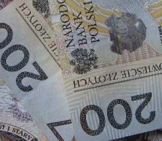 Pedagog z Ciechocinka podejrzana o wyłudzanie pożyczek. Wyłudziła ponad 80 tys. zł