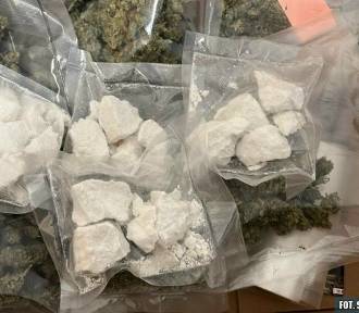 Sandomierscy policjanci przejęli prawie kilogram narkotyków [ZDJĘCIA]