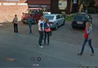 Przyłapani przez Google Street View w Łasinie. Widzisz się na zdjęciach?