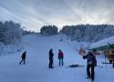 Stacja narciarska Kasina Ski rozpoczęła sezon narciarski.  Warunki są wyśmienite idealne do szusowania. To stok najbliżej Krakowa 