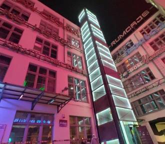 Właściciel wrocławskich neonów informuje, że liwkiduje atrakcję miasta! 