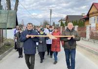 Wierni z parafii w Załężu modlili się podczas plenerowej drogi krzyżowej [ZDJĘCIA]