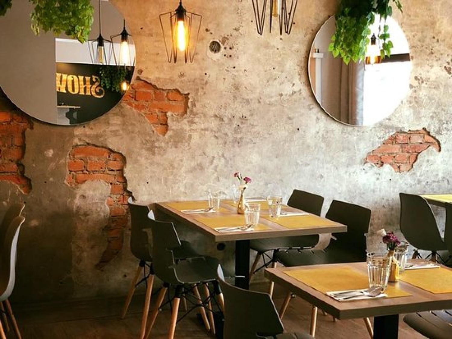 9. Restauracje Zielona Góra. Show Restaurant
