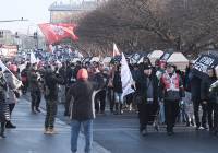 Wielki marsz w centrum Poznania. Nieśli trumny. Zobacz zdjęcia i wideo