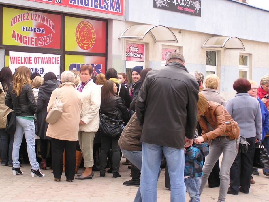 Czwartego kwietnia, godzina 9 tłum czekał otwarcie nowego second handu w Elblągu