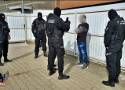 Przyjechał do Tarnowa, żeby spotkać się z 12-latką. Pod galerią na mężczyznę czekali "łowcy pedofili". 39-latek usłyszał zarzuty