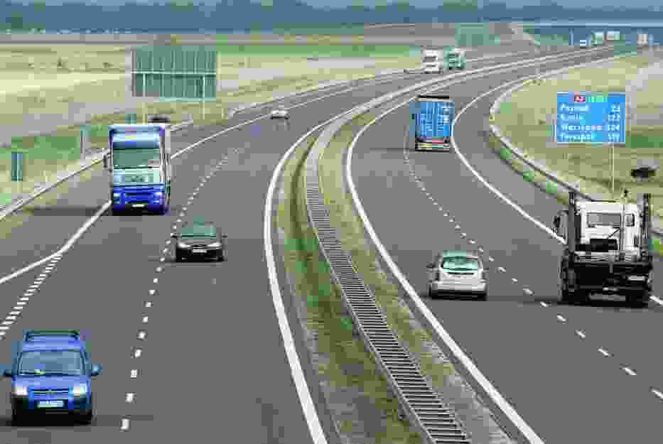 Przejazd autostradą A2 jest utrudniony
