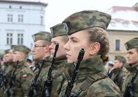 Żołnierze po raz ostatni w tym roku wypowiedzieli rotę przysięgi wojskowej w Śremie