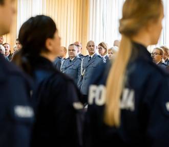47 nowych policjantów trafi do Bydgoszczy, Torunia, Włocławka, Nakła i Żnina
