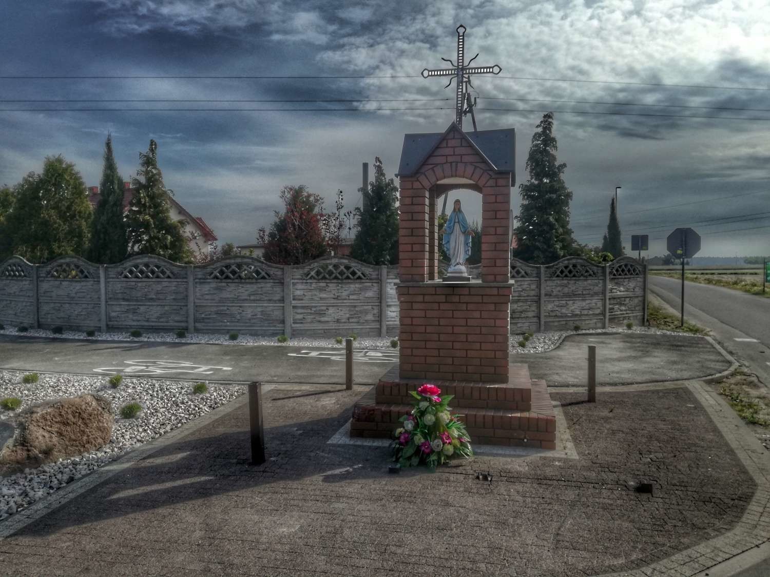 Przydrożne kapliczki i krzyże w Kaliszu i powiecie kaliskim