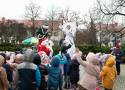 Święty Mikołaj spotkał się z dziećmi w Parku Miejskim w Pińczowie. Zobacz zdjęcia