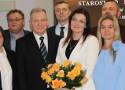 Ostatnia sesja rady powiatu w tej kadencji w starostwie w Radomsku. Były podziękowania, kwiaty i łzy wzruszenia. ZDJĘCIA