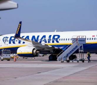 Ryanair rekrutuje w Polsce. Będą dni otwarte w Warszawie. Ile można zarobić?