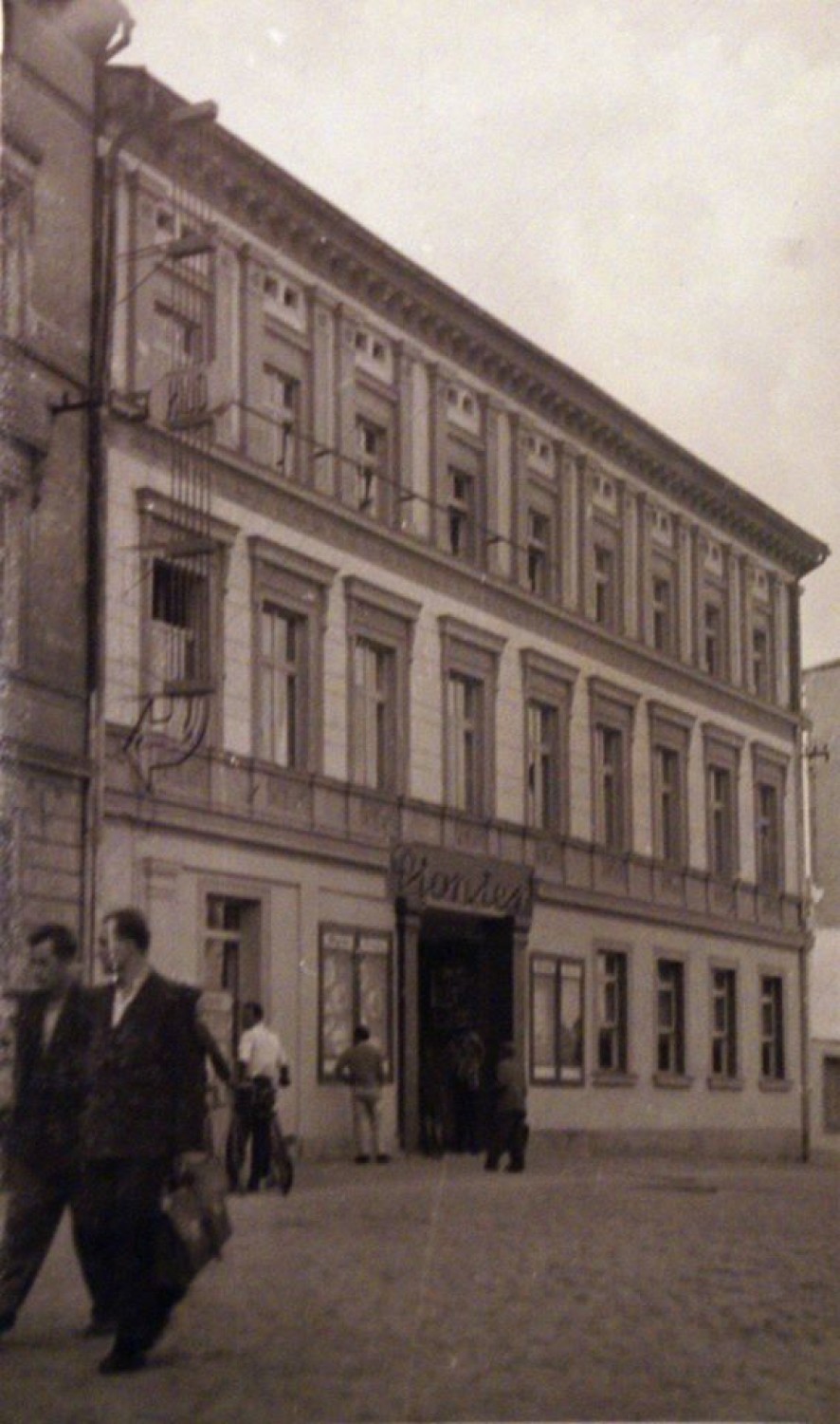 Kino Pionier w Żarach