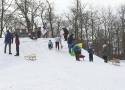 Dużo dzieciaków jeździło w niedzielę na sankach w parku Tadeusza Kościuszki w Radomiu. Zobaczcie zdjęcia