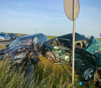 Tragiczny wypadek pod Łęczycą. Nie żyje 21-letni kierowca