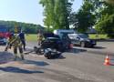 Wypadek osobówki i motocykla w Kłaninie. Ranny motocyklista trafił do szpitala