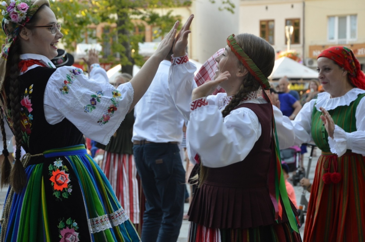 Bełchatów. Letnie Koncerty ze Stypendystami na placu Narutowicza