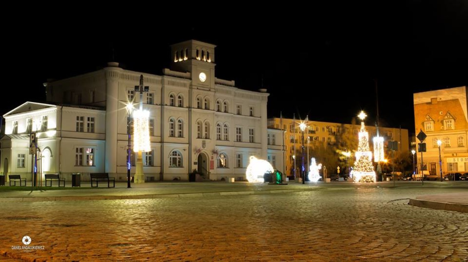 Skwierzyna świeci się jak choinka
