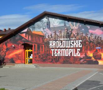 Efektowny mural przypomina o bohaterach Radłowskich Termopil