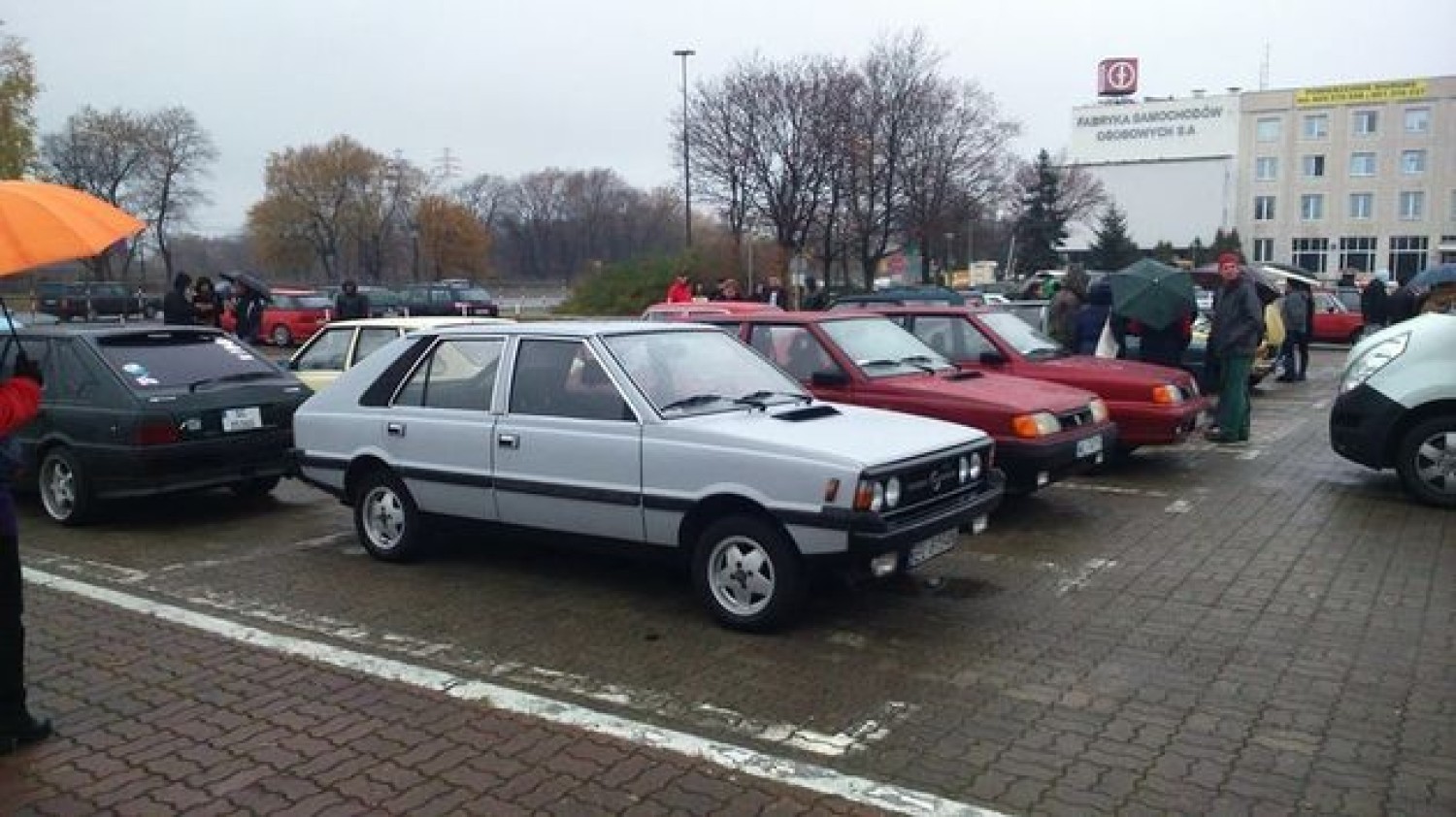 Foto: Jarosław Franciszek Furmaniak-> Polonezy z FSO