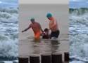 Akcja ratownicza na Bałtyku. Nordowe Morsy wyciągnęły z morza podpitego Ukraińca. Bez ich interwencji 49-latek mógł się utopić!