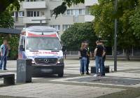 Atak nożownika we Wrocławiu! Mężczyzna ranił dwie osoby, duża akcja policji