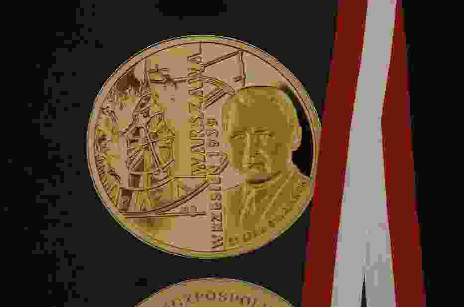 Na spotkaniu zaprezentowano nowe monety NBP