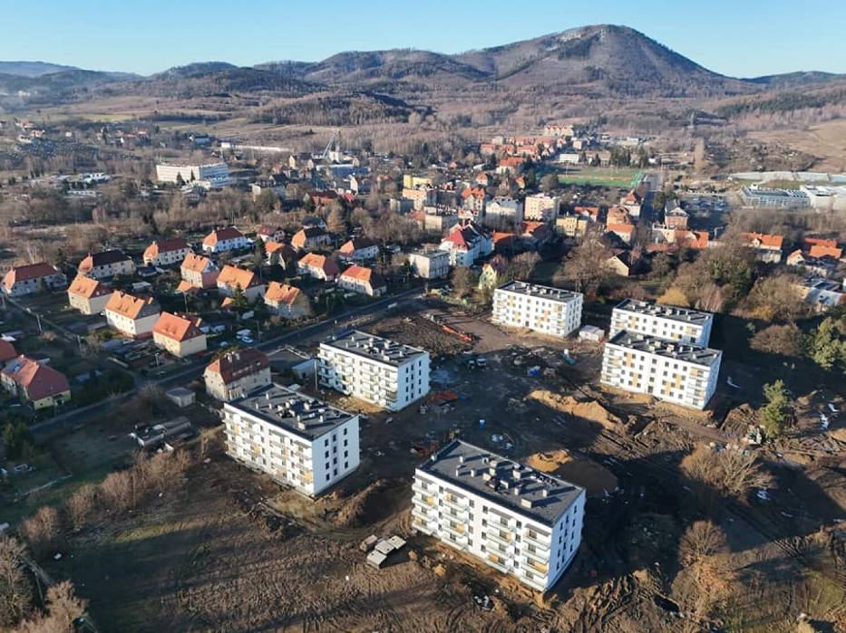 Osiedle Panorama Biały Kamień przy ul. Ludowej w Wałbrzychu jeszcze urośnie? To największa inwestycja mieszkaniowa - Zdjęcia i wizualizacje
