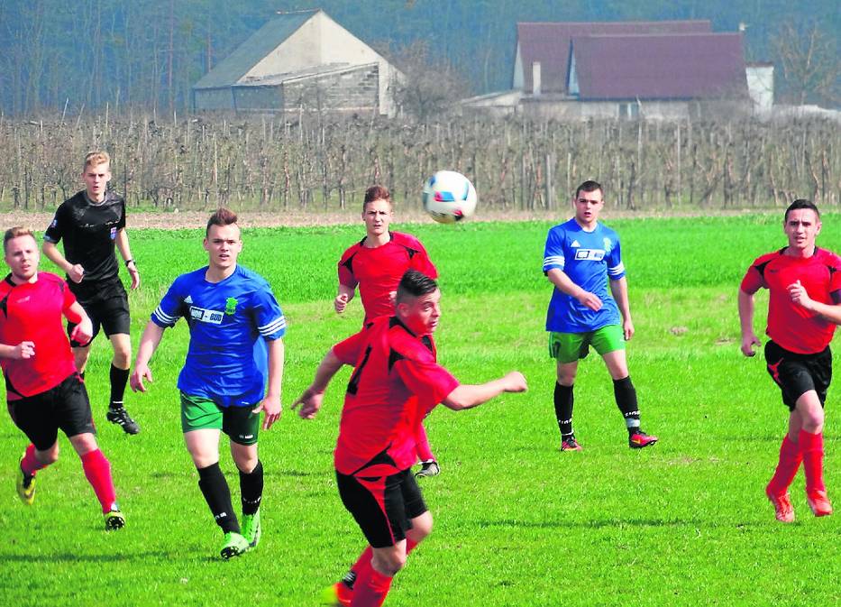 Ligi amatorskie: Składy naszych grup