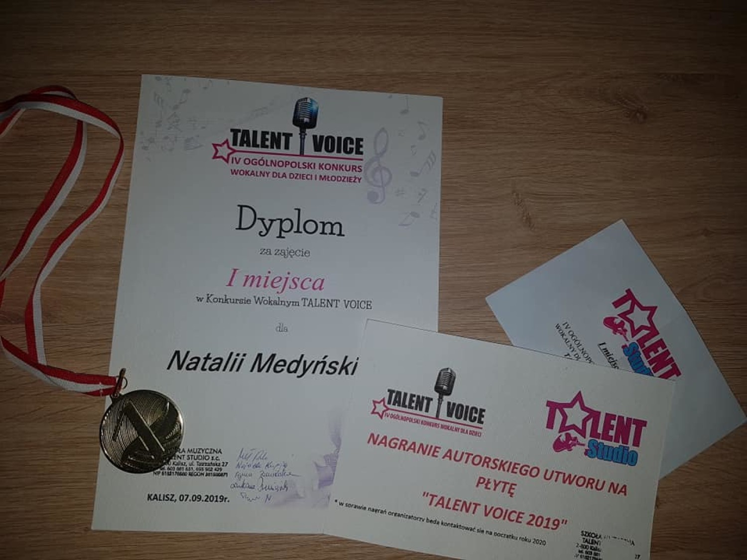 Poddębickie wokalistki najlepsze na ogólnopolskim konkursie Talent Voice 2019