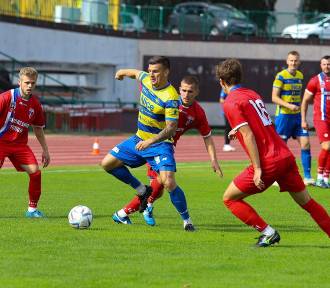 Pomorzanin - FAF Elana 0:2 w piłkarskich derbach Torunia. 6. kolejka 4 ligi [zdjęcia]